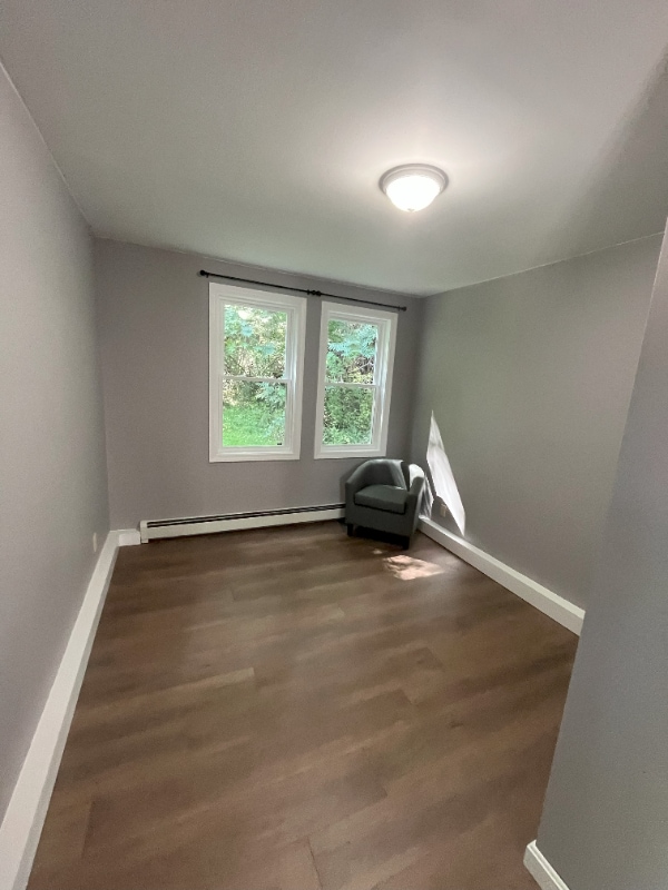 283 River St, Unit 1 in Montpelier, VT - Foto de edificio - Building Photo