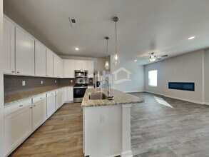 3160 Emberly Dr in Roebuck, SC - Foto de edificio - Building Photo