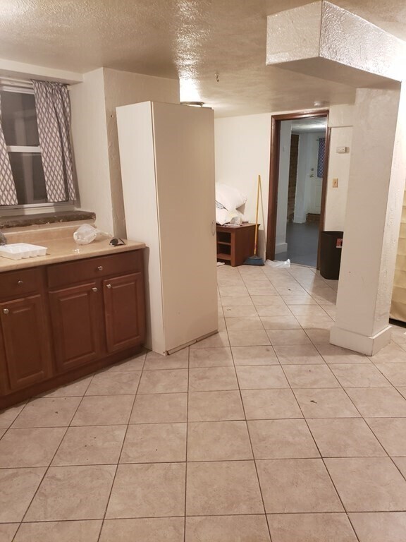 166 Cottage St in Boston, MA - Building Photo - Building Photo