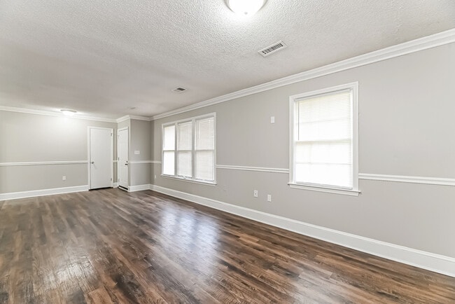 7724 Peggy Dr in North Charleston, SC - Building Photo - Building Photo