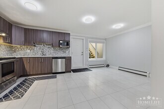 14032-14060 60 Ave in Surrey, BC - Building Photo - Building Photo