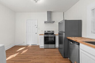 801 E Mobile St in Florence, AL - Building Photo - Building Photo