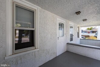 334 E Conestoga Rd in Wayne, PA - Building Photo - Building Photo