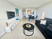 1018 Meridian Ave, Unit 612 in Miami Beach, FL - Building Photo - Building Photo