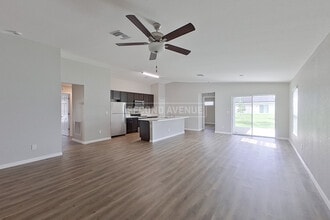 3908 23rd St SW in Lehigh Acres, FL - Building Photo - Building Photo