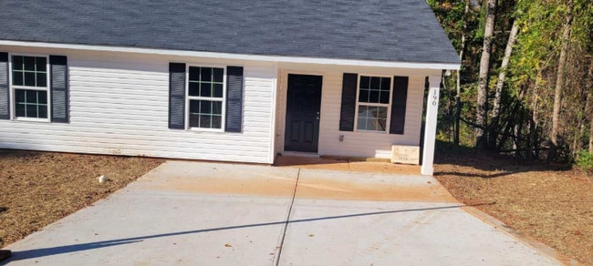 190 Sheree Ln in Sanford, NC - Building Photo - Building Photo