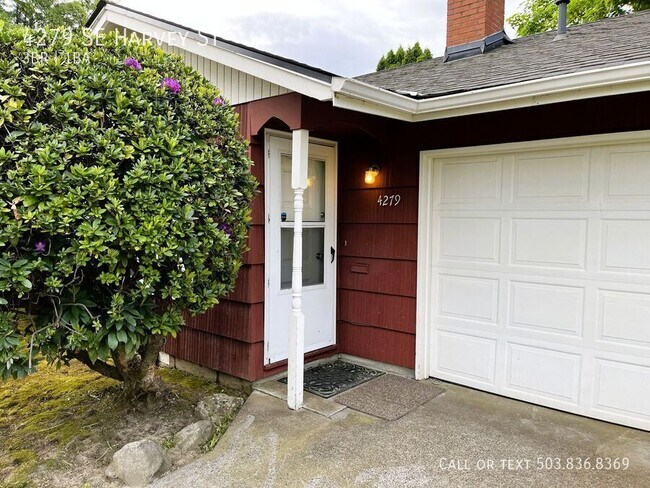 4279 SE Harvey St in Milwaukie, OR - Building Photo - Building Photo