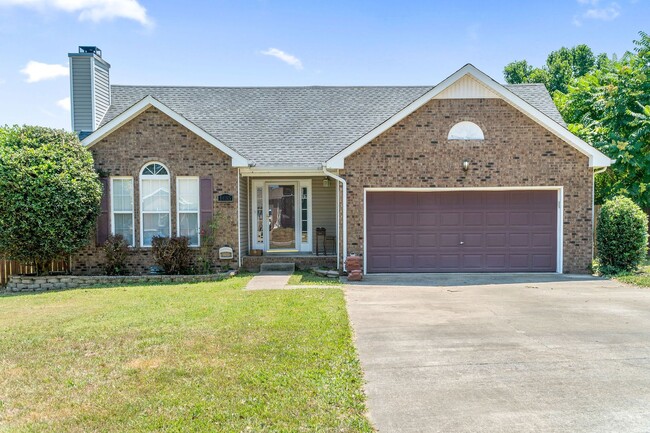 1435 Amy Ave in Clarksville, TN - Building Photo - Building Photo