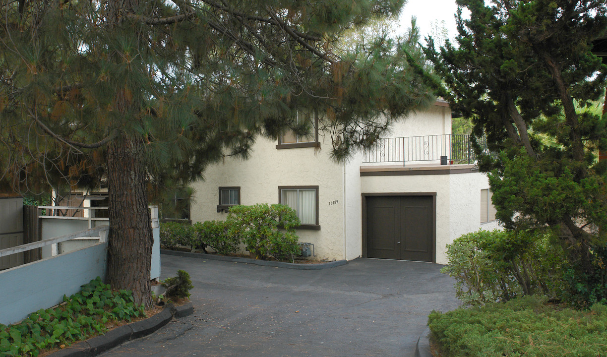 10189 Viceroy Ct in Cupertino, CA - Building Photo