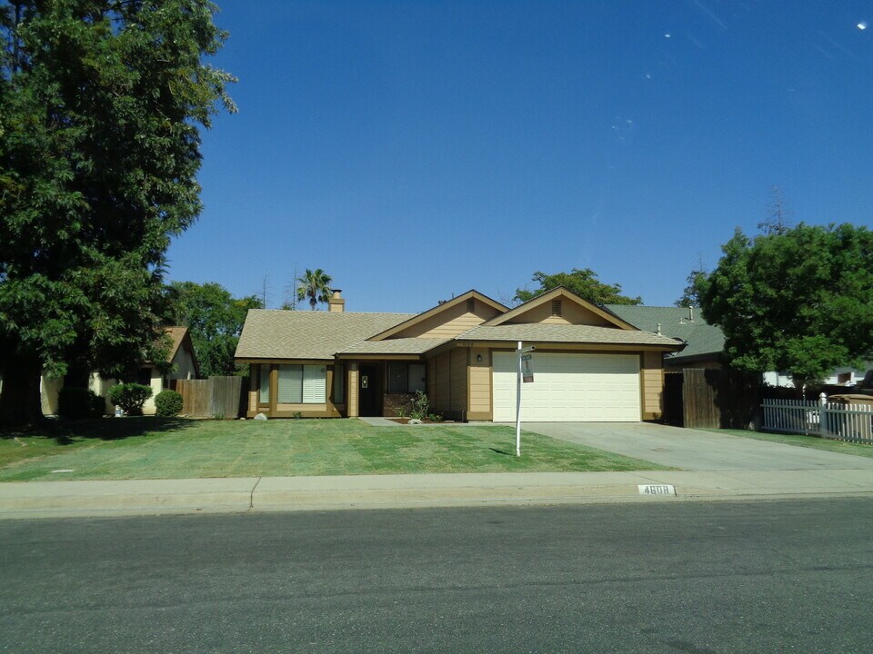 4608 Tilyard Ct in Bakersfield, CA - Building Photo