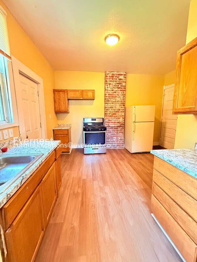 1311 Mason St-Unit -1 in Toledo, OH - Building Photo - Building Photo