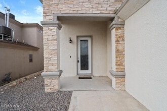 297 Denim St in El Paso, TX - Building Photo - Building Photo