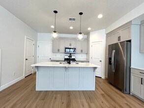 2656 E Gray Birch Dr in Saint George, UT - Building Photo - Building Photo