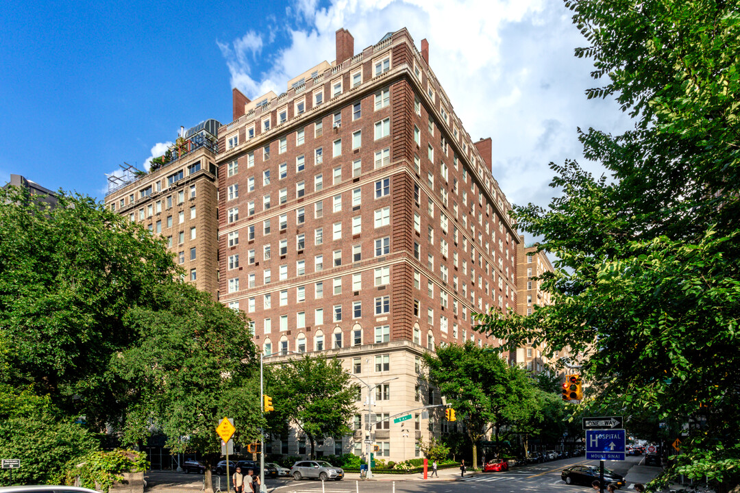 Carnegie Hill in New York, NY - Building Photo