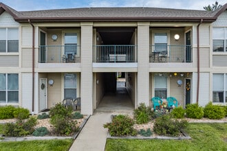 Chesterfield Village in Springfield, MO - Building Photo - Building Photo