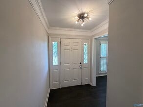 8711 Edgehill Dr SE in Huntsville, AL - Building Photo - Building Photo