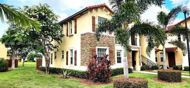 3350 NE 13th Cir Dr in Homestead, FL - Building Photo - Building Photo