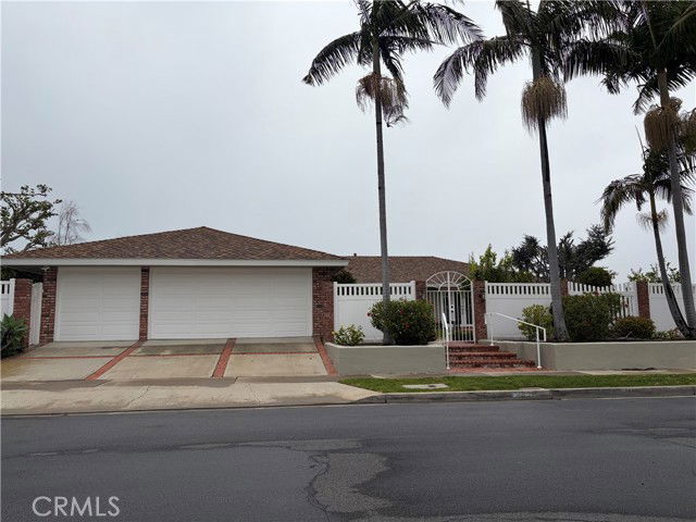 property at 1901 Altura Dr