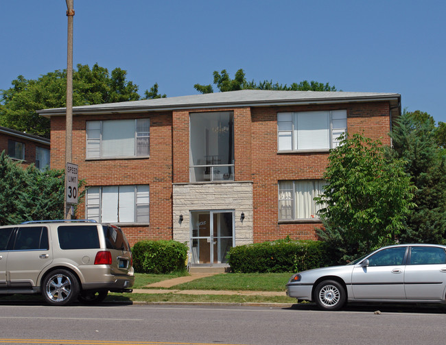 6435 Gravois Ave in St. Louis, MO - Foto de edificio - Building Photo