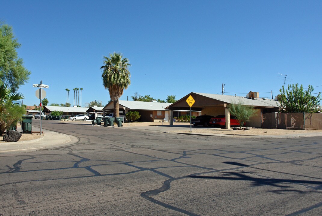 16402-16408 N 24th Pl in Phoenix, AZ - Foto de edificio