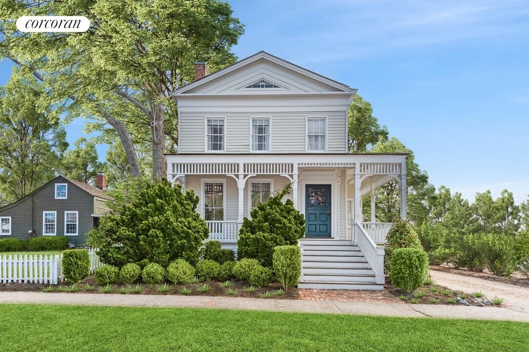 311 Main St in Sag Harbor, NY - Building Photo