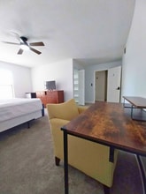 5303 Glen Harwell Rd in Plant City, FL - Building Photo - Building Photo