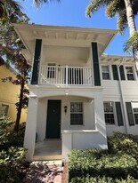 3200 W Community Dr in Jupiter, FL - Building Photo