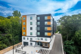 The Parkway in St. Paul, MN - Building Photo - Building Photo