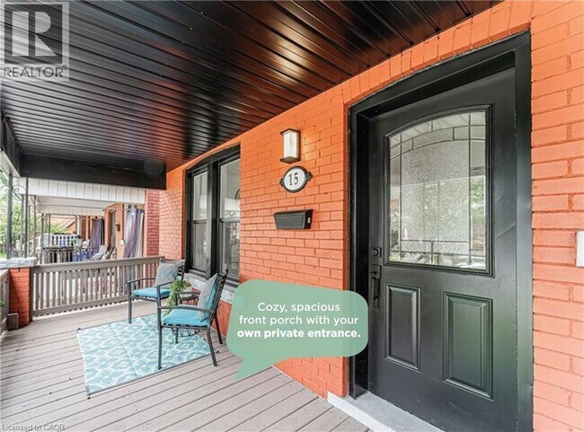 15 Barnesdale Ave N in Hamilton, ON - Building Photo - Building Photo
