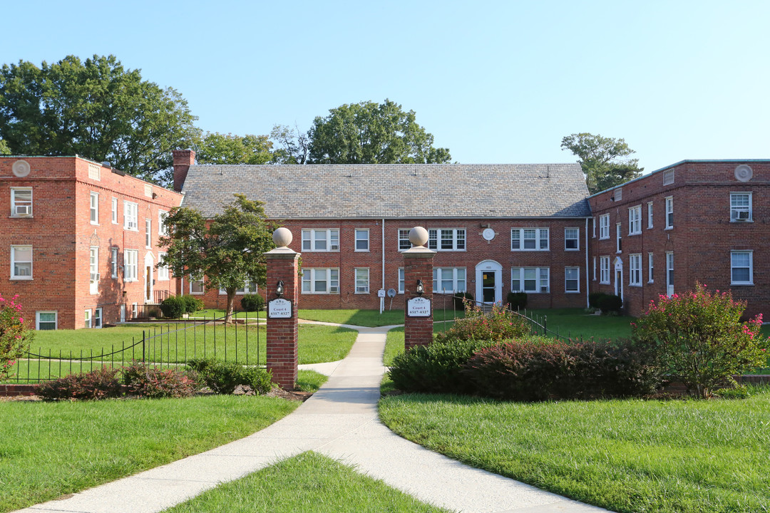 Marble Hall Gardens in Baltimore, MD - Building Photo