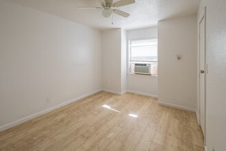 The Apartments at Melrose Place in Oklahoma City, OK - Building Photo - Building Photo