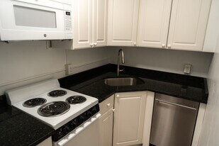 11 Buswell St in Boston, MA - Building Photo