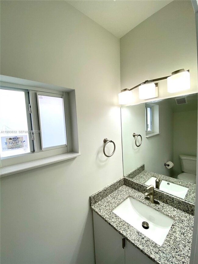 5860 Lincoln St in Hollywood, FL - Building Photo - Building Photo