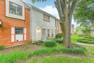 433 Sunset Dr in Dickinson, TX - Building Photo - Building Photo