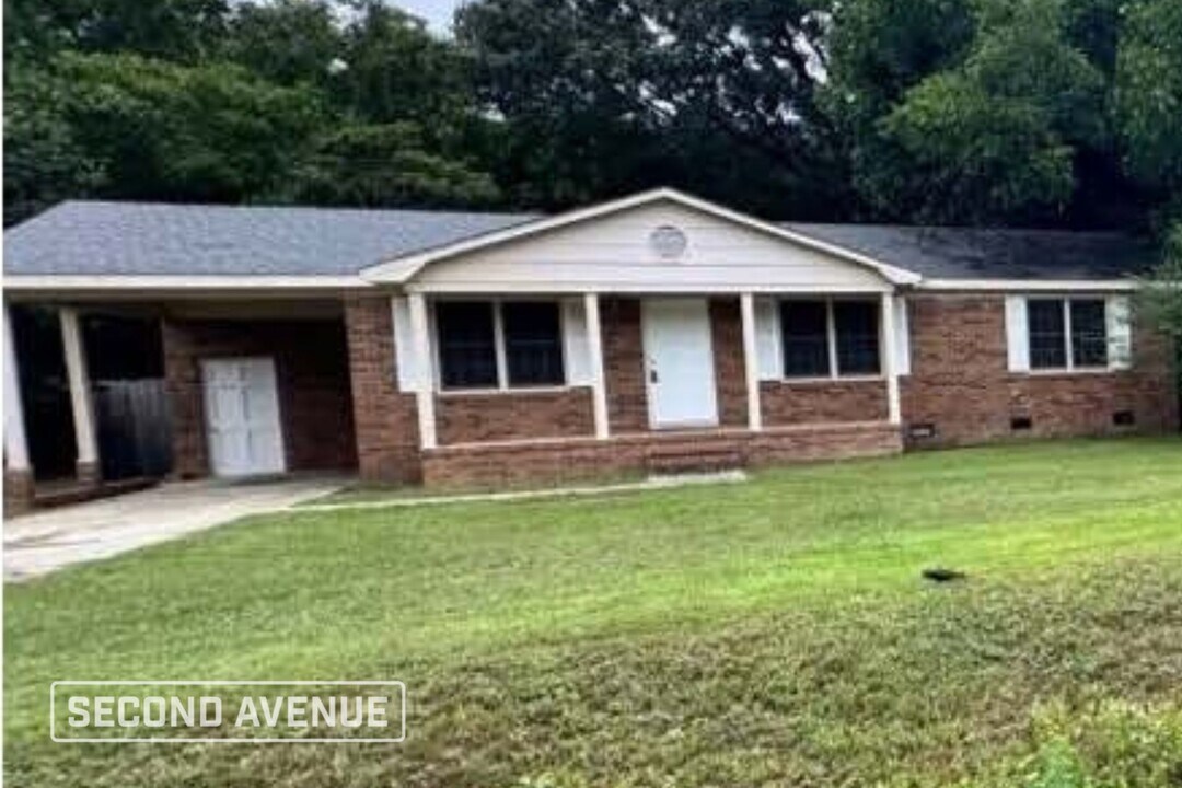 1308 Bostian Dr in Fayetteville, NC - Building Photo