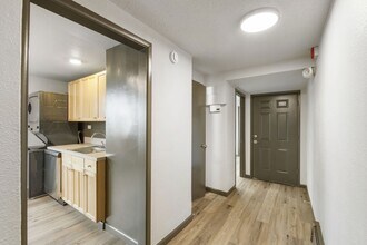 16 N Broadway St in Tacoma, WA - Building Photo - Building Photo