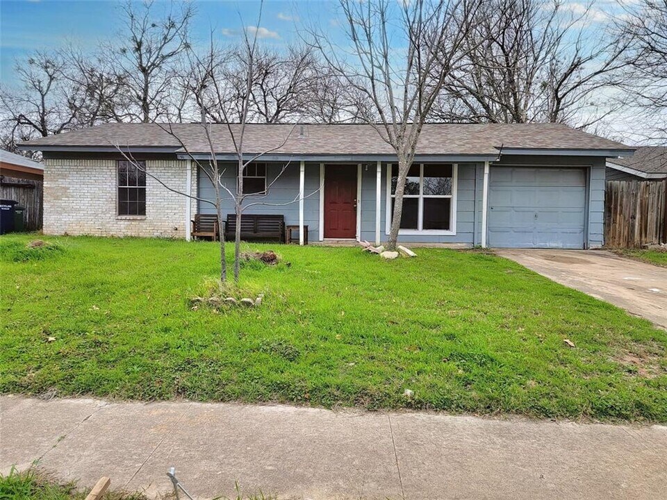 6002 Idlewood Cove in Austin, TX - Building Photo