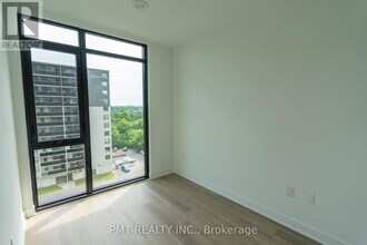 86 Dundas St E in Mississauga, ON - Building Photo - Building Photo