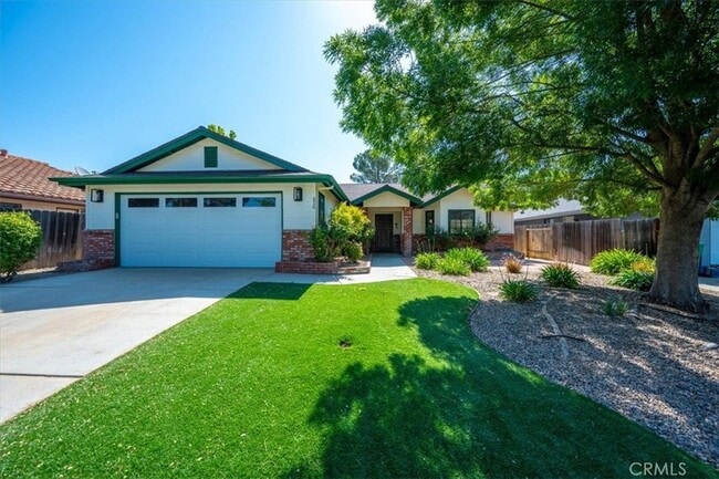 836 Casals Dr in Paso Robles, CA - Building Photo - Building Photo