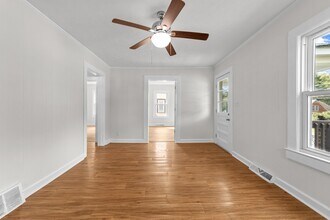 434 Peachtree St in Asheboro, NC - Building Photo - Building Photo