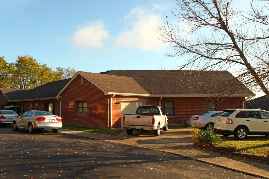 213-215 Washington St in Shelbyville, KY - Building Photo