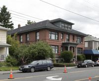 Burlingame Apartments in Portland, OR - Foto de edificio - Building Photo