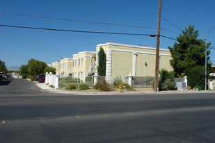 1865 N Walnut Rd in Las Vegas, NV - Building Photo
