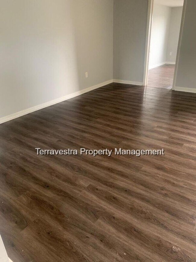 719 N 2nd St, Unit 721- Unit B in Millville, NJ - Building Photo - Building Photo