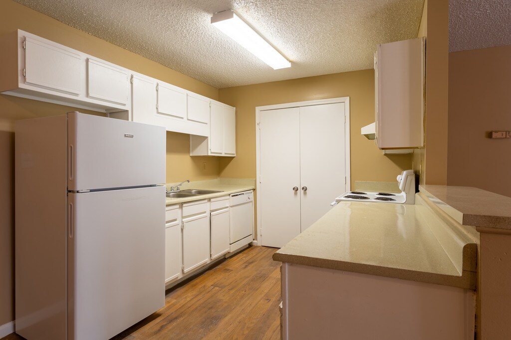 White Oak Estates Jackson, MS Apartments