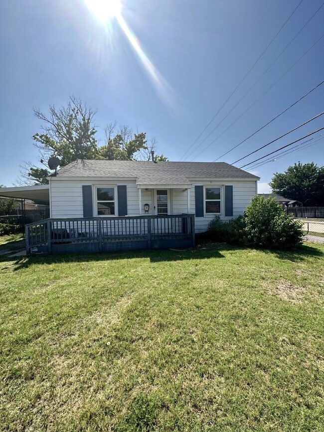 property at 1115 15th St