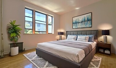 715 W 172nd St in New York, NY - Building Photo - Building Photo