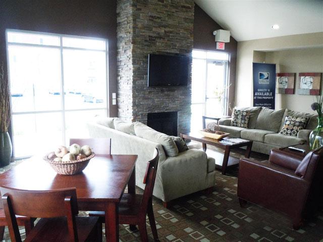 Bedford Apartments in Albertville, MN - Building Photo - Interior Photo