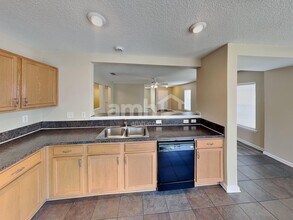 76191 Long Pond Loop in Yulee, FL - Building Photo - Building Photo