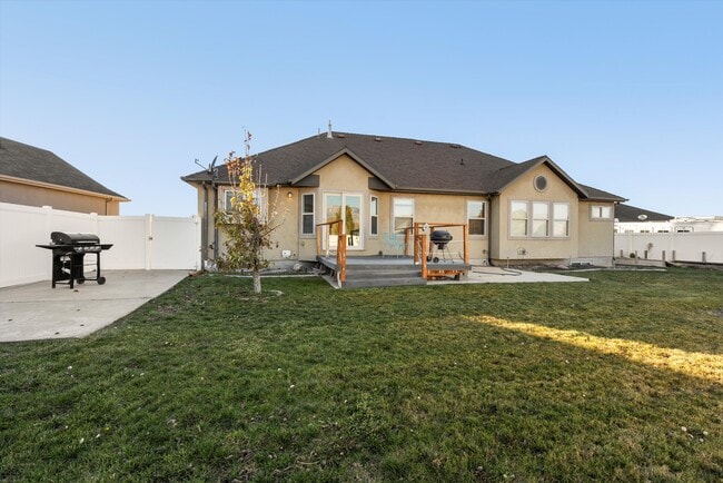 4486 S 3600 W in West Haven, UT - Building Photo - Building Photo